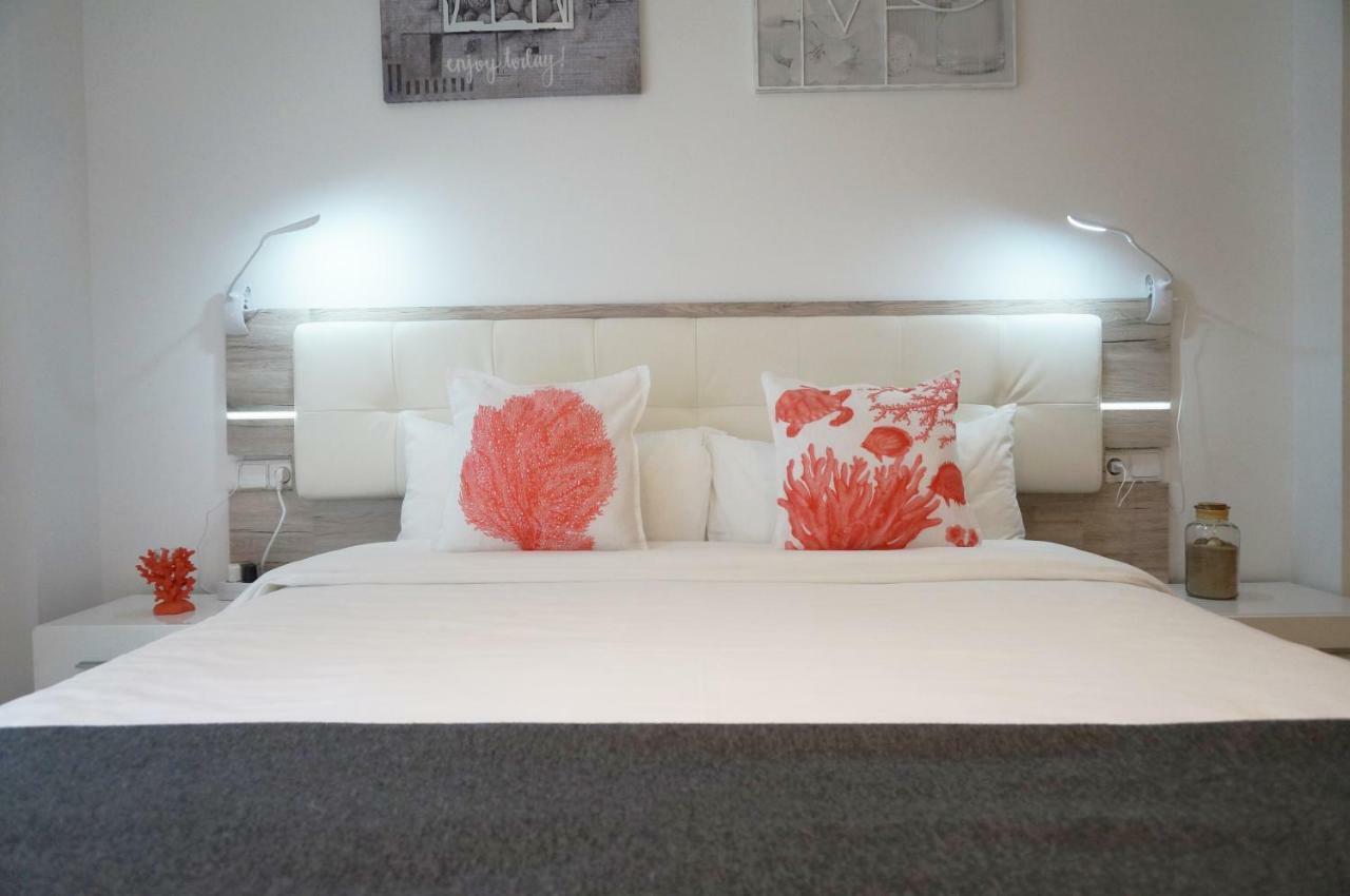 Matilda Home On The Beach Sitges Extérieur photo